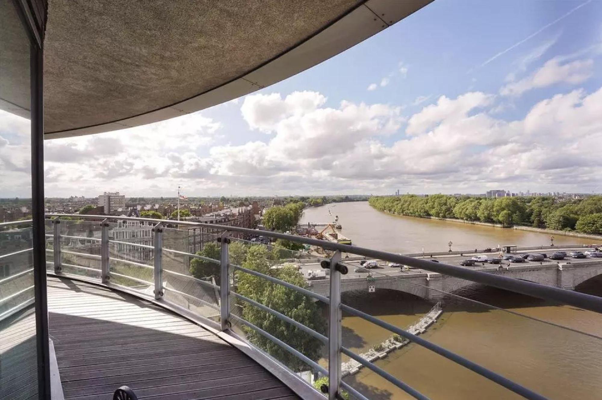 2-bed Penthouse With Unique River Views - Located In London's Iconic Building Appartamento *