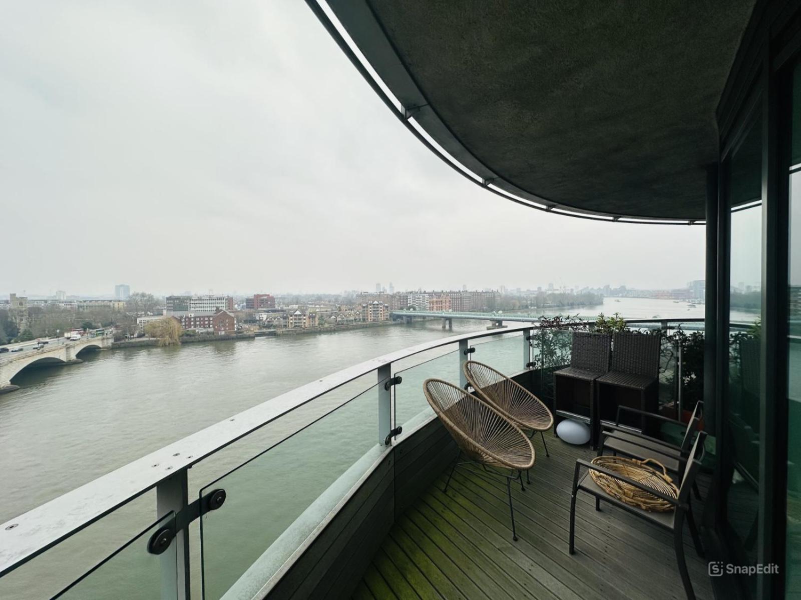 Appartamento 2-bed Penthouse With Unique River Views - Located In London's Iconic Building