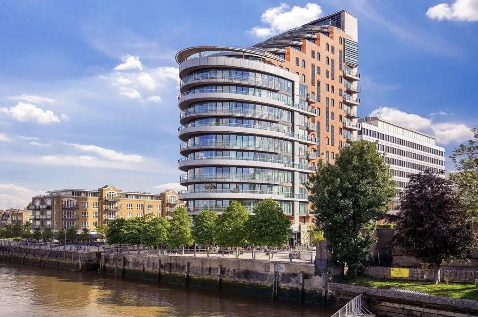 2-bed Penthouse With Unique River Views - Located In London's Iconic Building * Londra