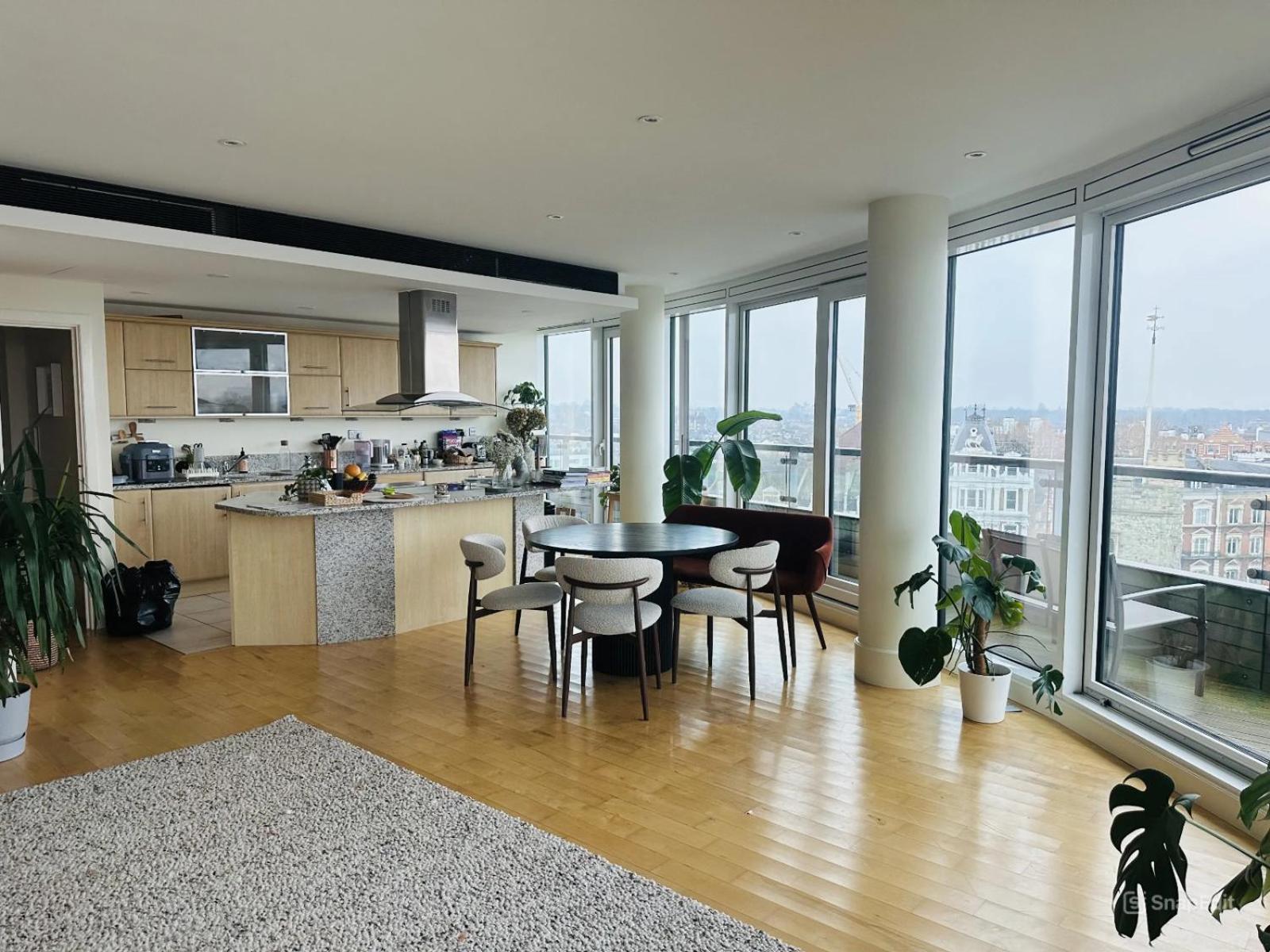 2-bed Penthouse With Unique River Views - Located In London's Iconic Building Appartamento